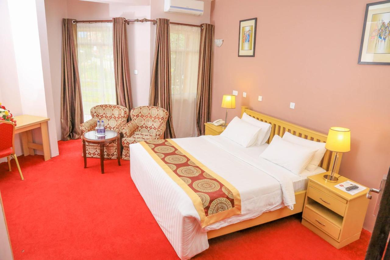 Hotel 7 Seasons Entebbe Exterior photo